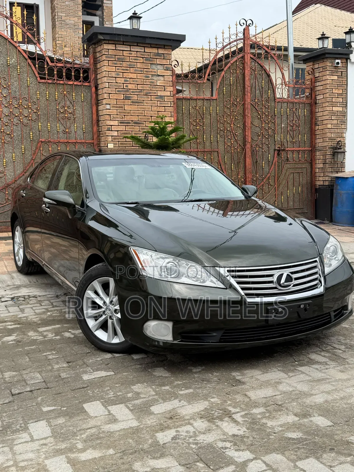 Lexus ES 350 2011 Green