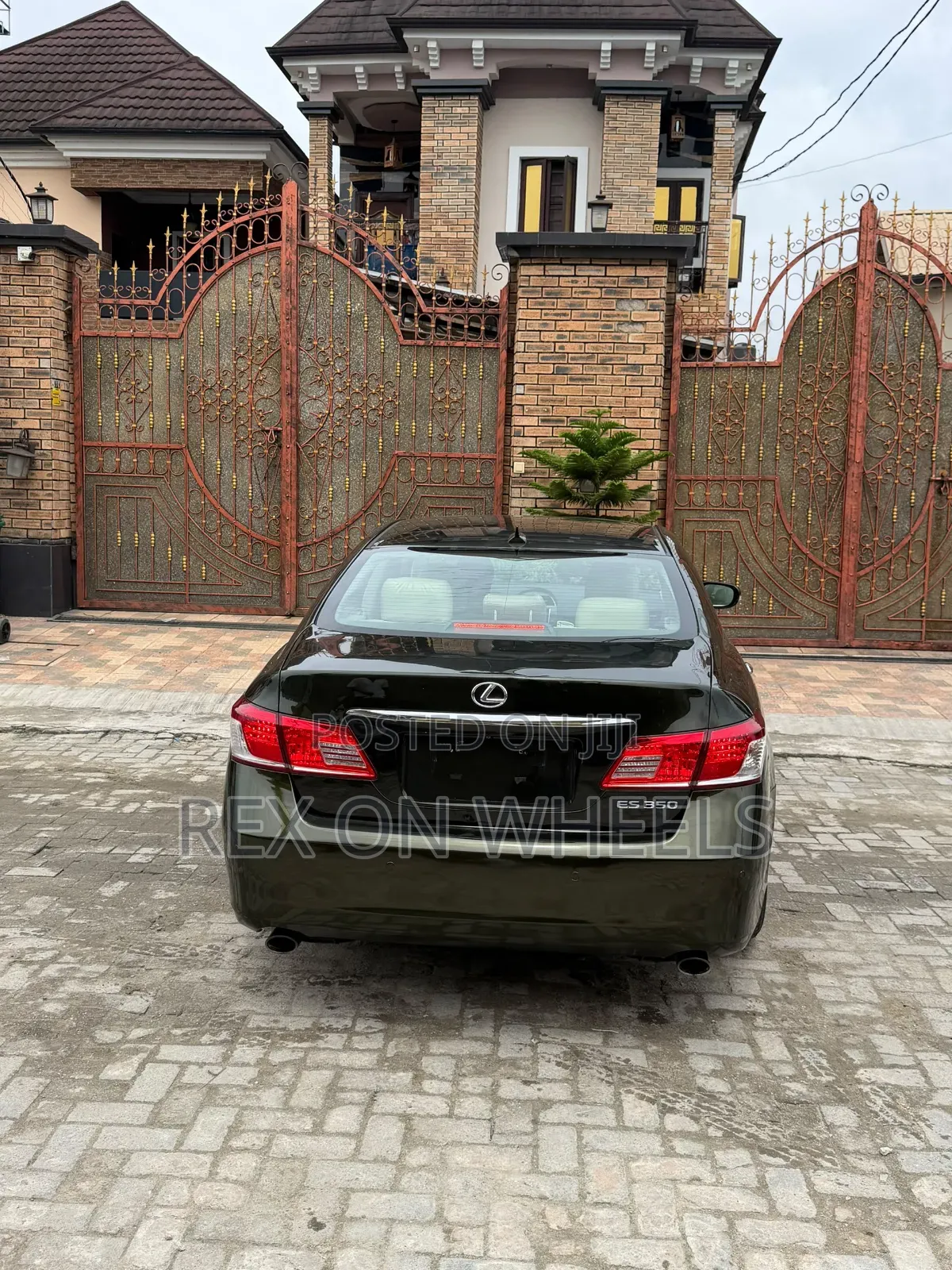 Lexus ES 350 2011 Green