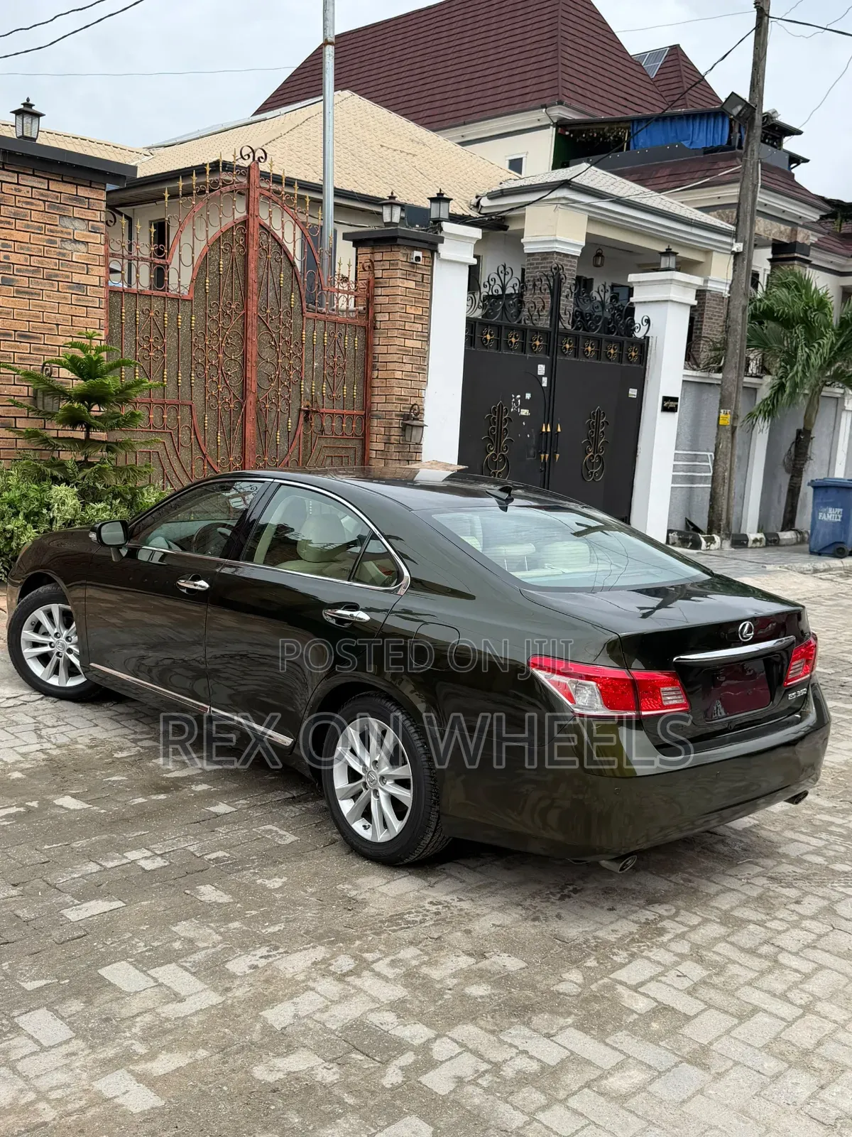 Lexus ES 350 2011 Green