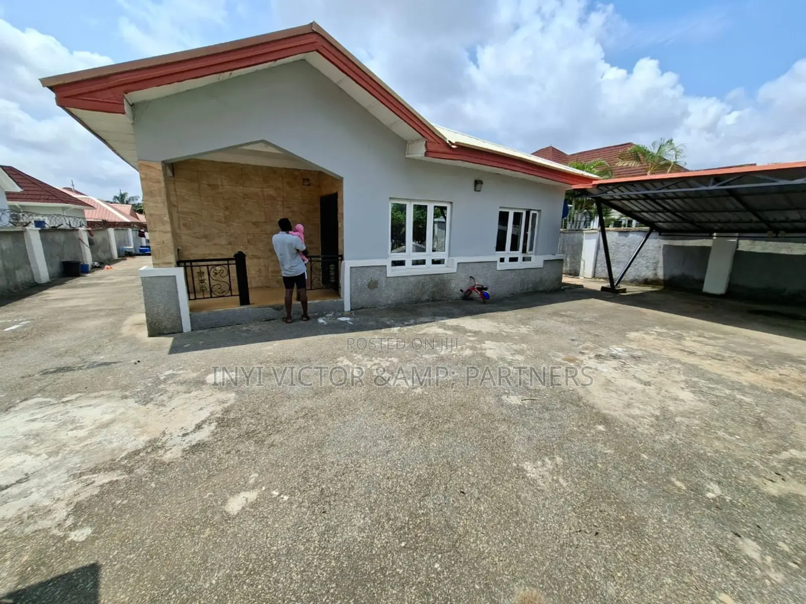 3bdrm Bungalow in Galadimawa for sale