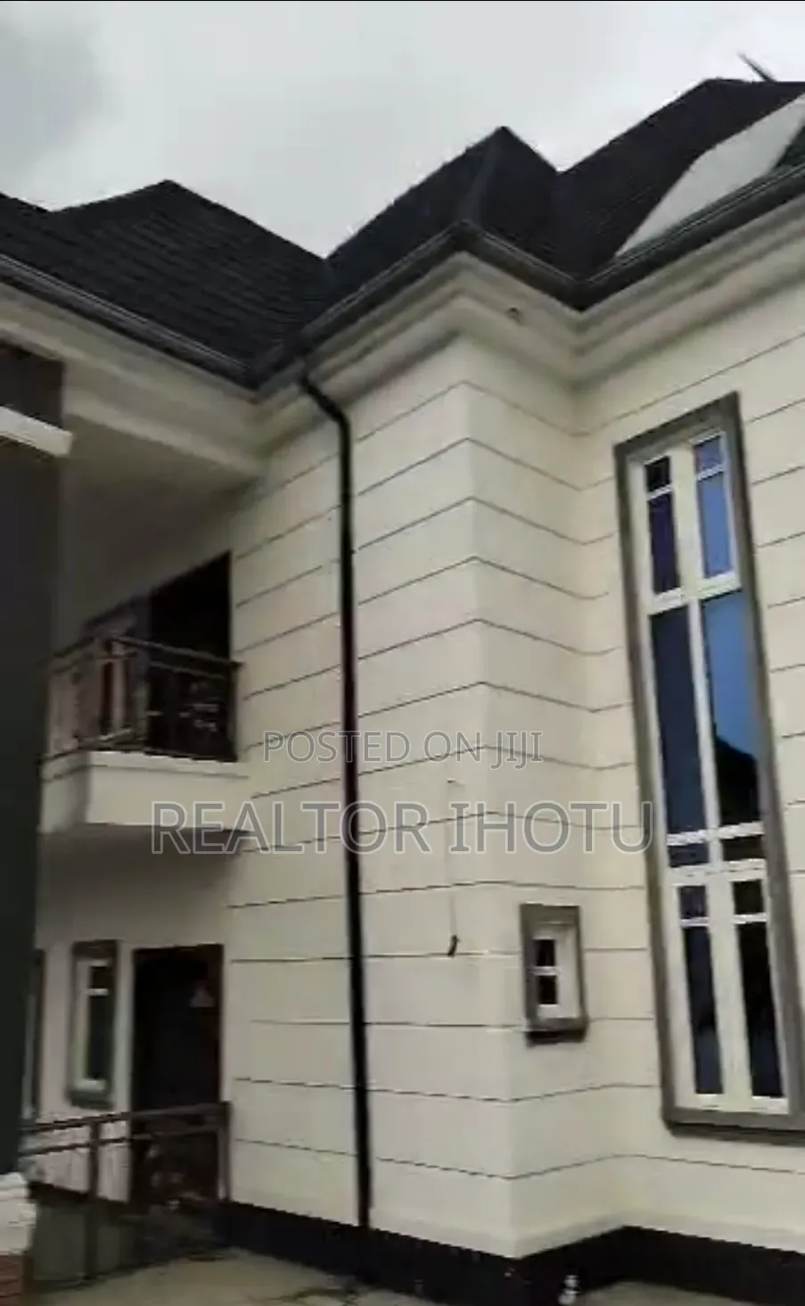 5bdrm Duplex in Owerri for sale