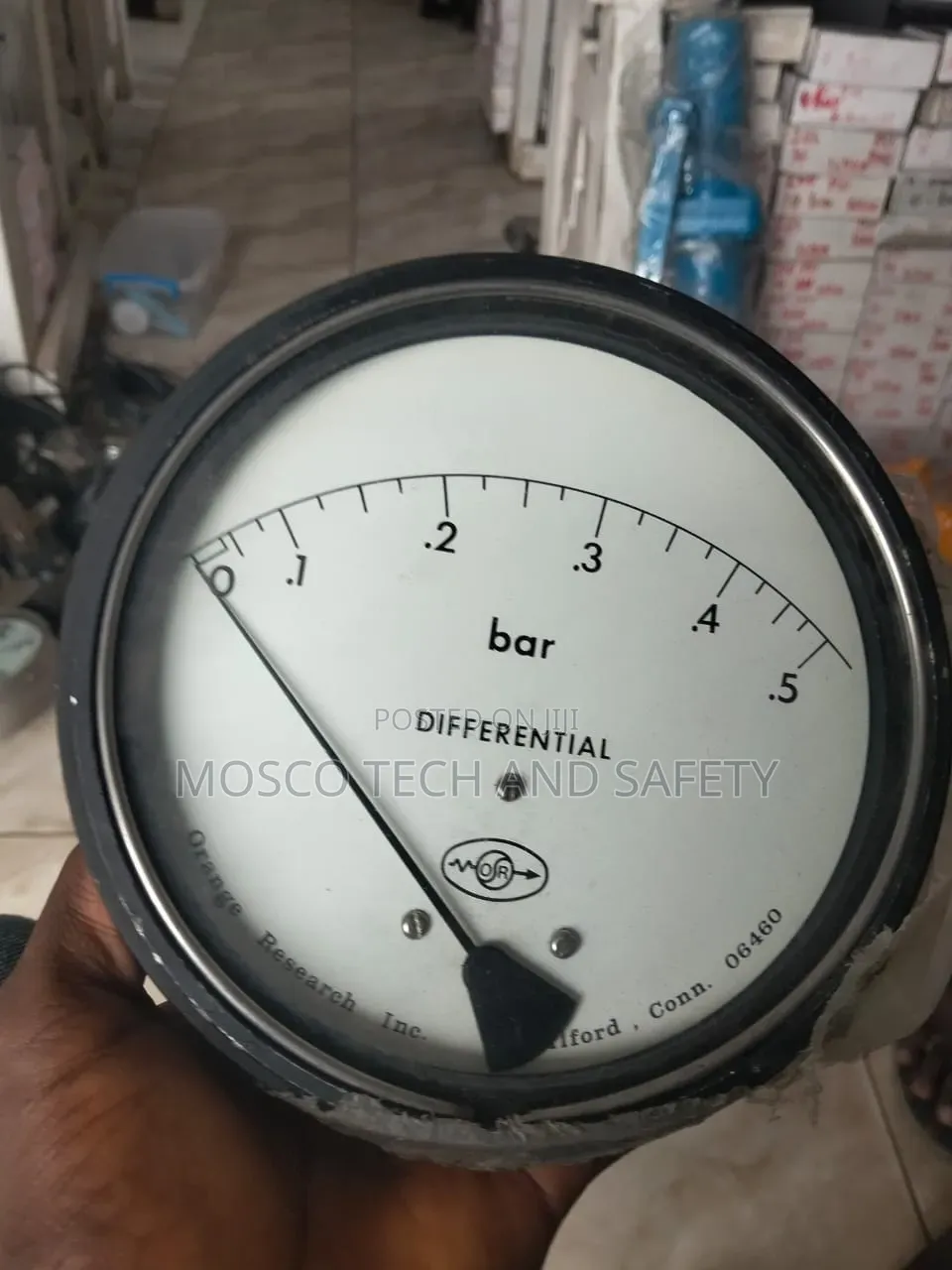 Orange Research 0 to 0.5 Bar Differential Pressure Gauge
