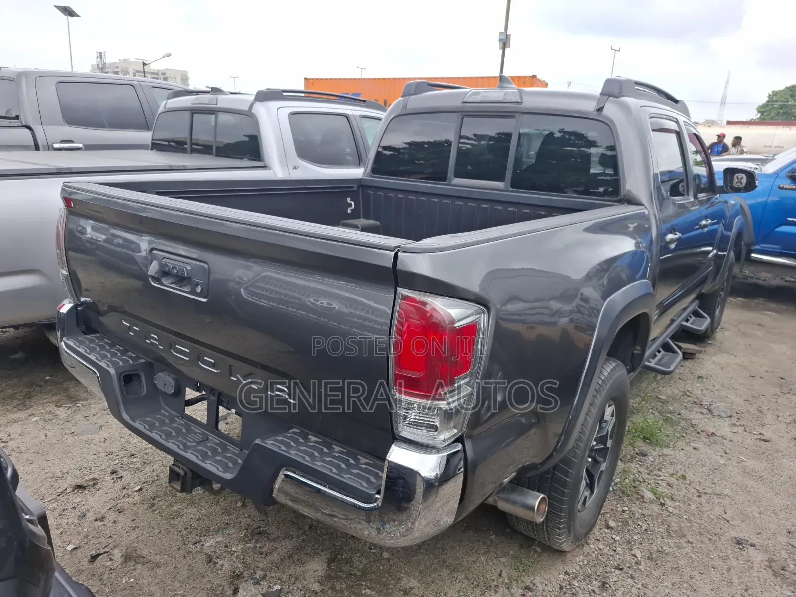 Toyota Tacoma 2018 Gray