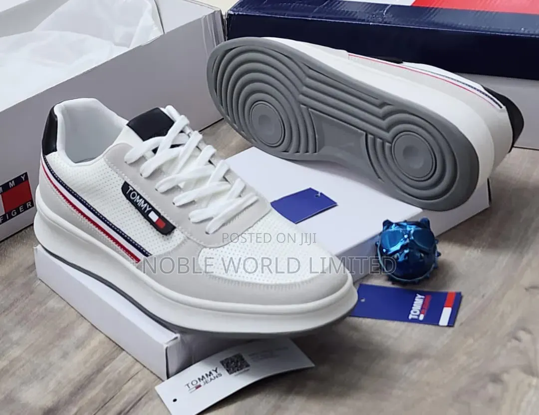 Tommy Hilfiger Black/White Sneakers OSO 8a