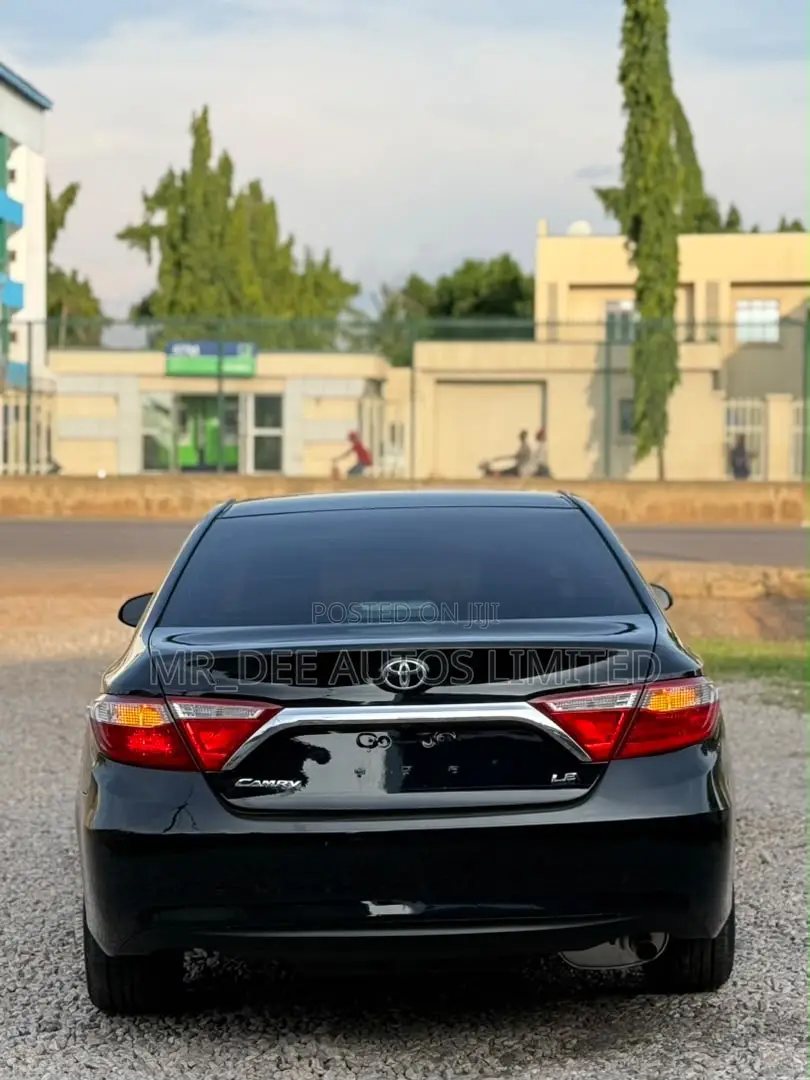 Toyota Camry SE 4dr Sedan (2.5L 4cyl 6A) 2016 Black