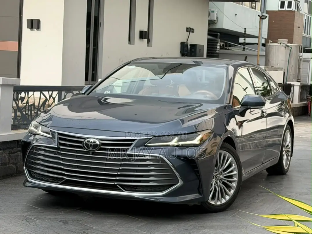 Toyota Avalon 2019 Gray