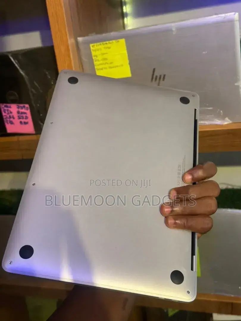 Laptop Apple MacBook Pro 2019 8GB Intel Core i5 SSD 256GB