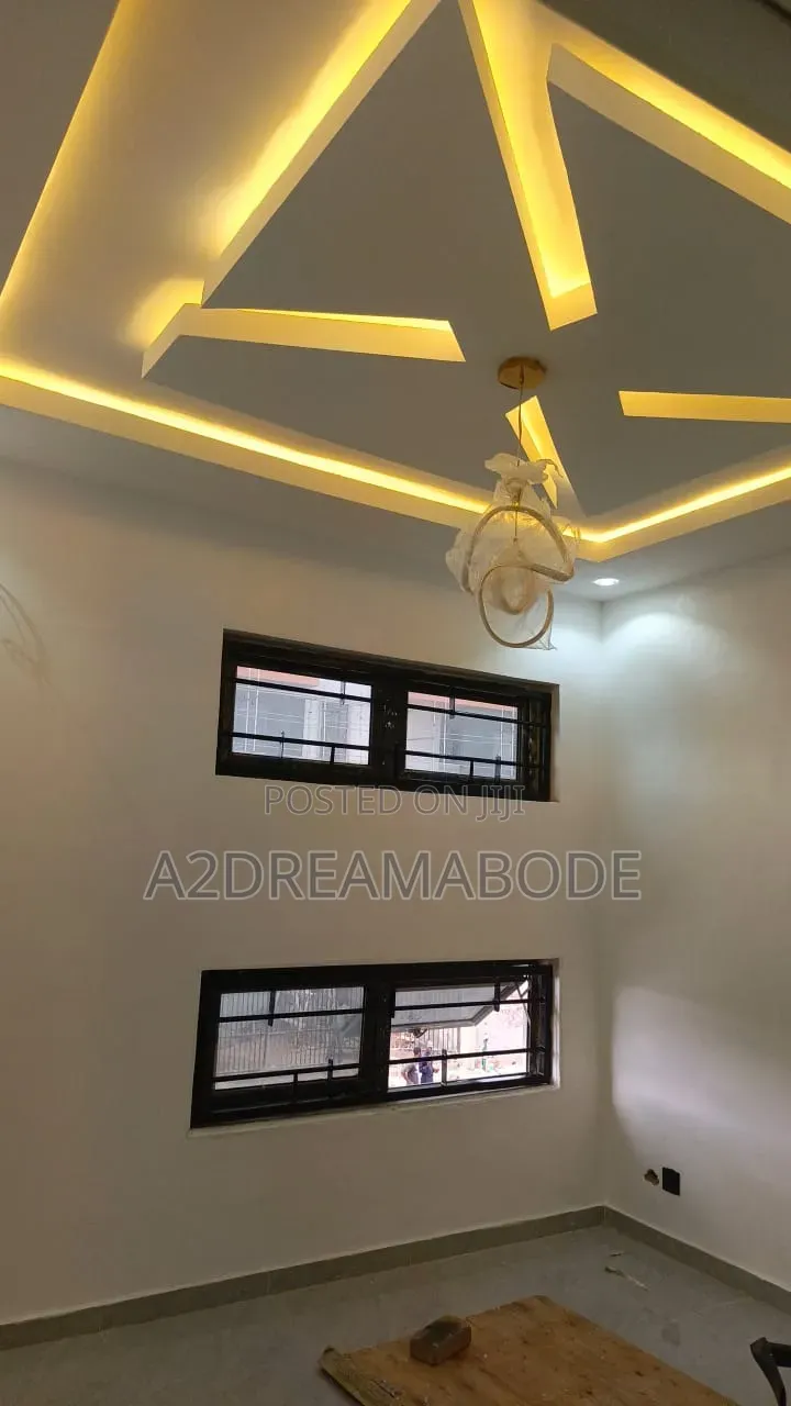 4bdrm Duplex in Ogudu for rent