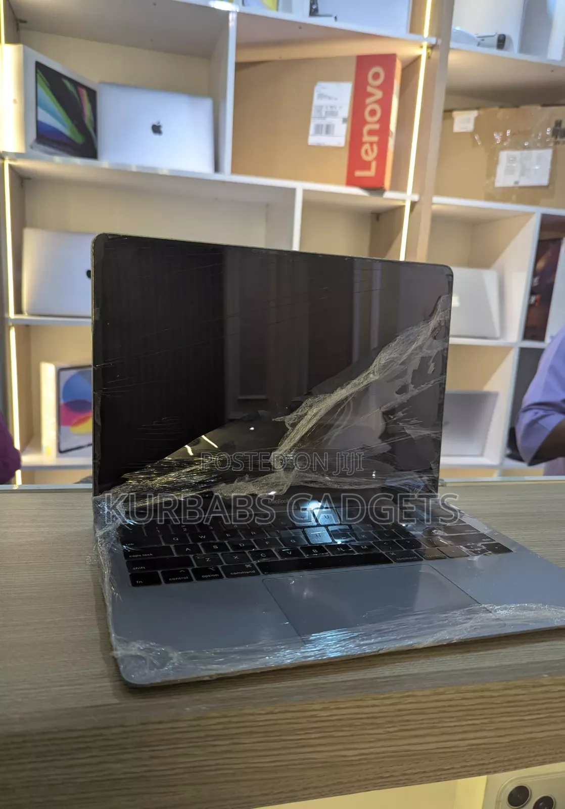Laptop Apple MacBook Air 2019 8GB Intel Core i5 SSD 128GB