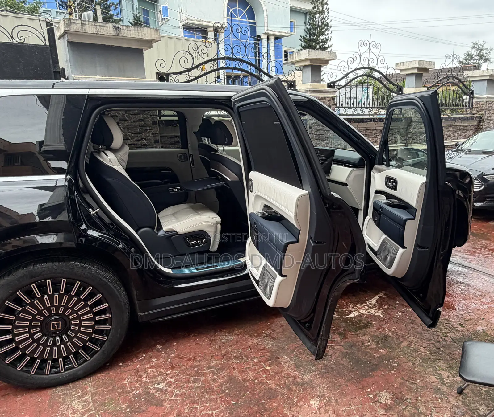 New Zeekr 9X 2025 Black