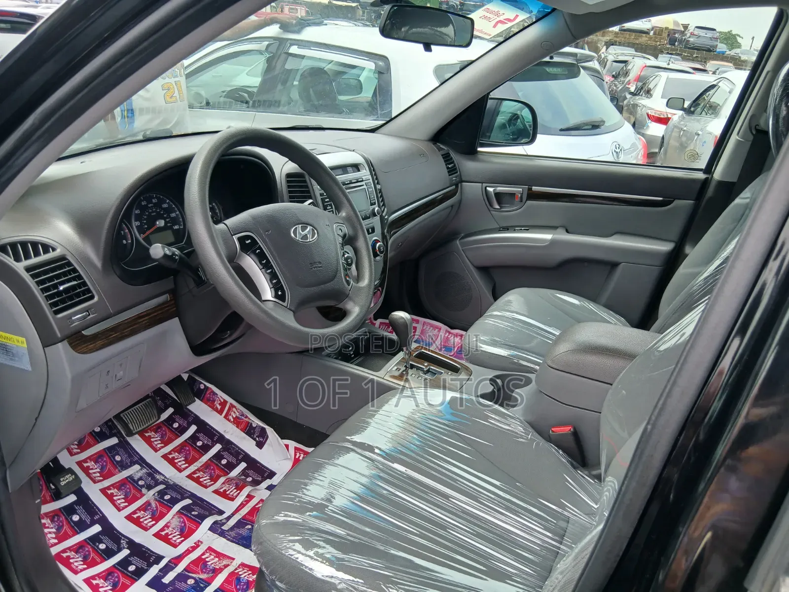 Hyundai Santa Fe 2011 Black