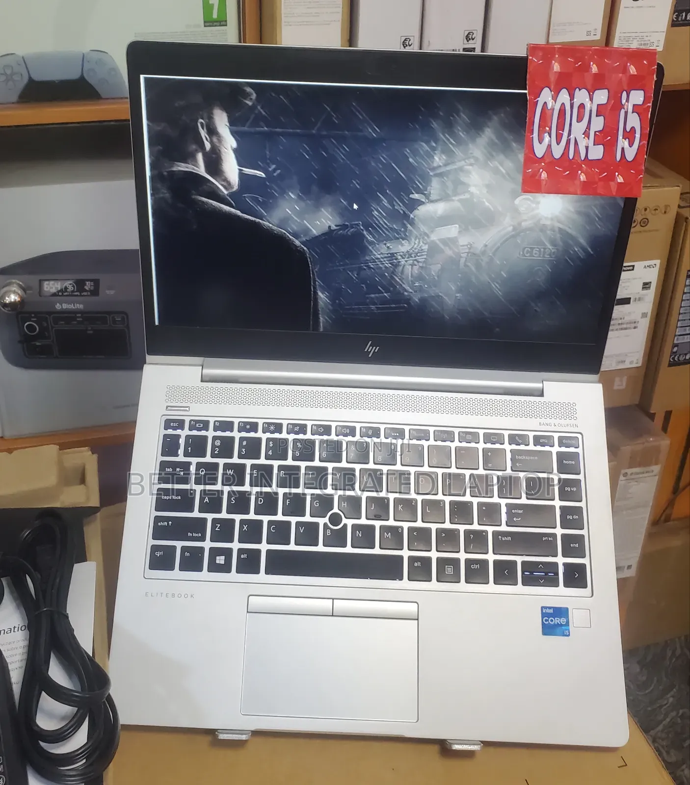 New Laptop HP EliteBook 820 G4 12GB Intel Core 5 SSD 1T