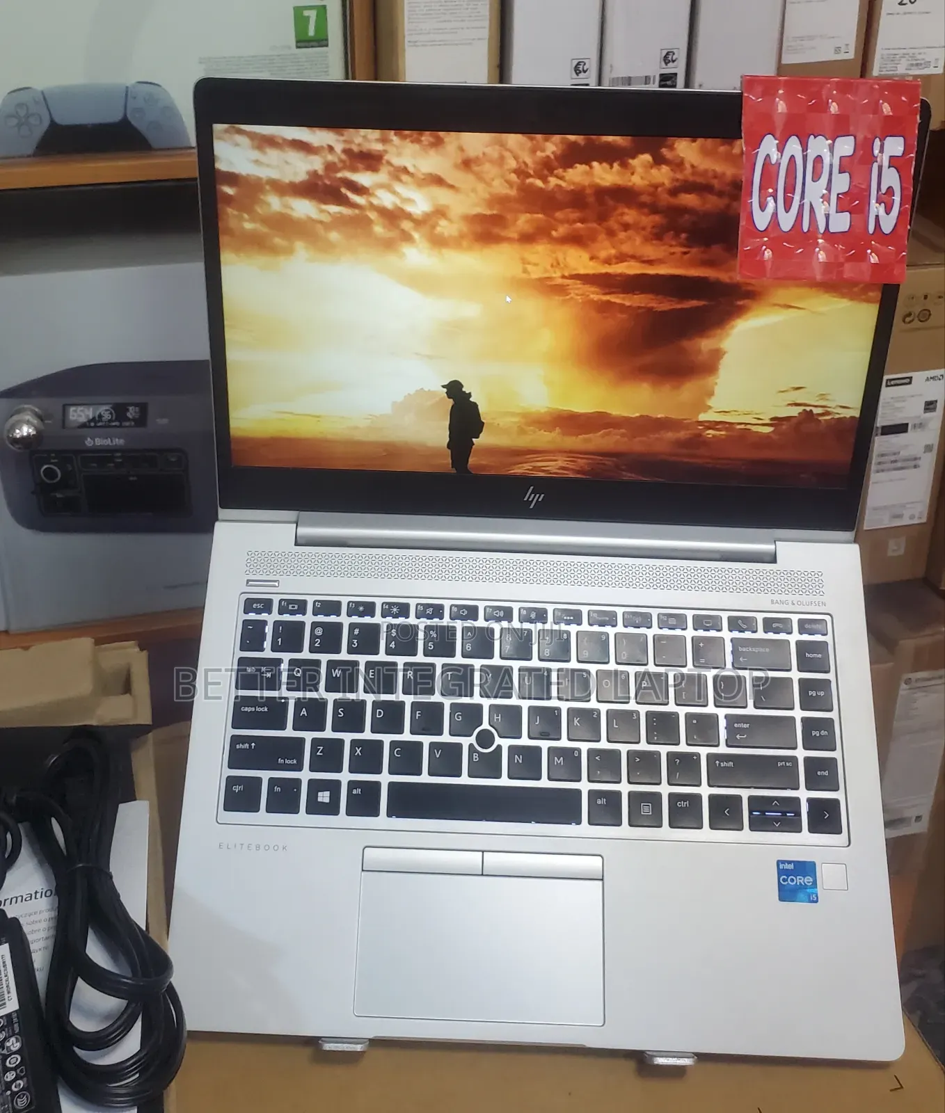 New Laptop HP EliteBook 820 G4 12GB Intel Core 5 SSD 1T