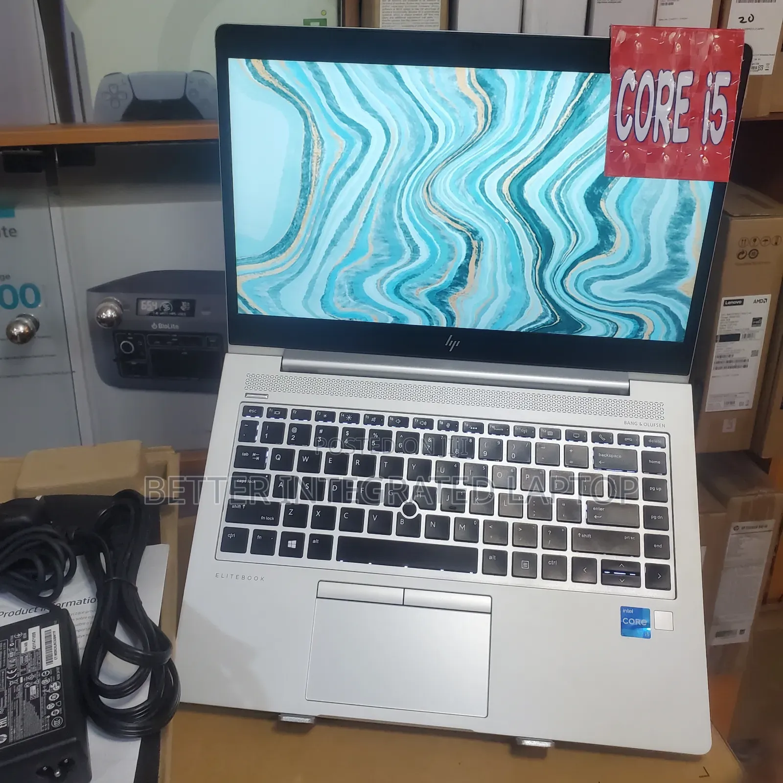 New Laptop HP EliteBook 820 G4 8GB Intel Core 5 SSD 256GB