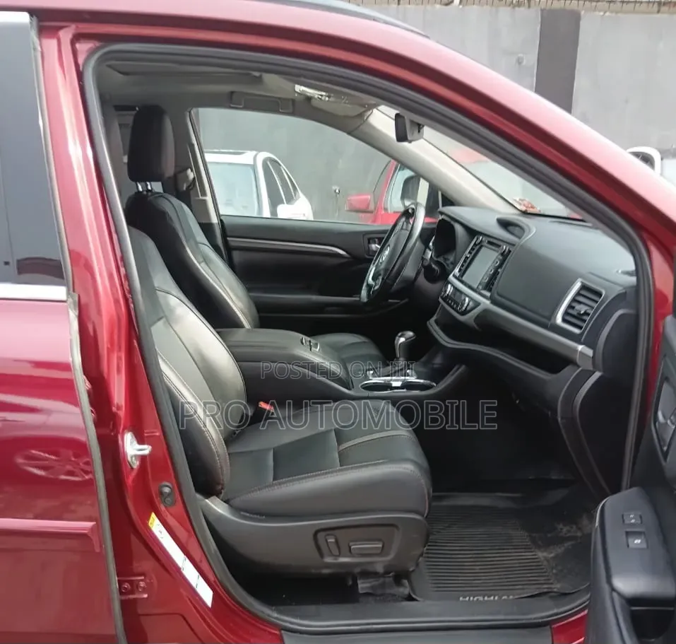 Toyota Highlander Limited 2019 Red