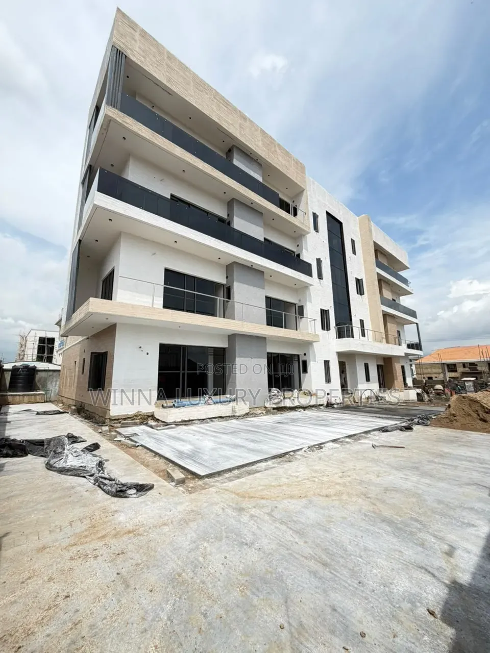 3bdrm Apartment in Jahi for sale