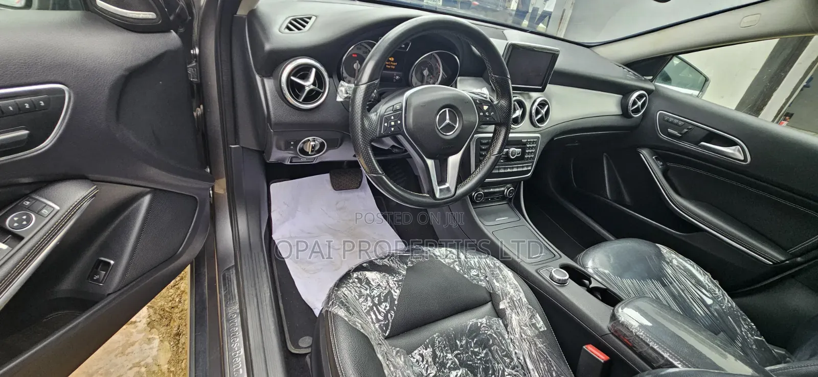 Mercedes-Benz GLA 250 2015 Gray