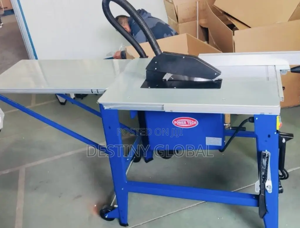 12" Table Saw With Table Extension