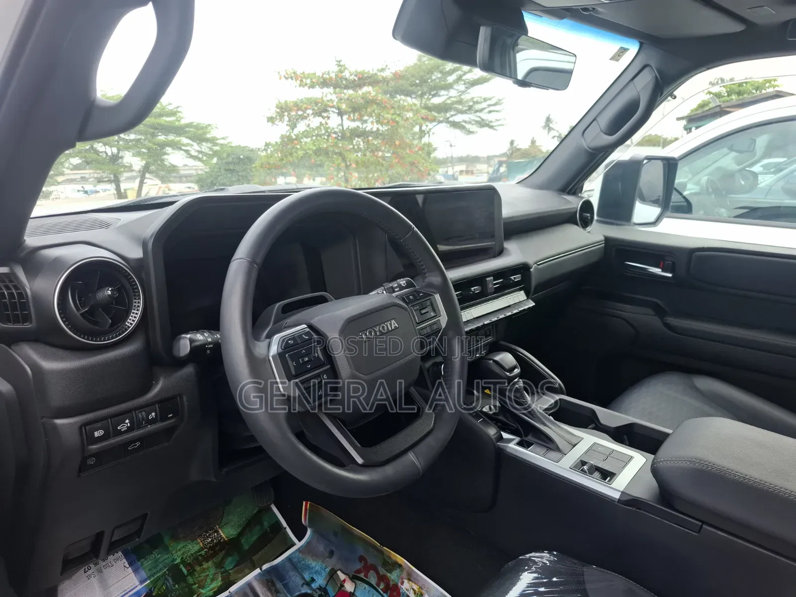Toyota Land Cruiser 2025 White