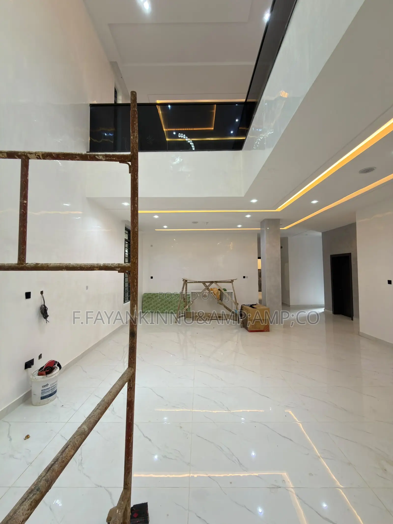 5bdrm Duplex in Apo Resettlement for sale