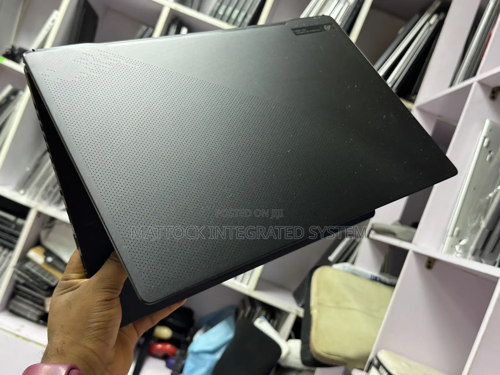 Laptop Asus ROG Zephyrus M16 16GB Intel Core i9 SSD 1T