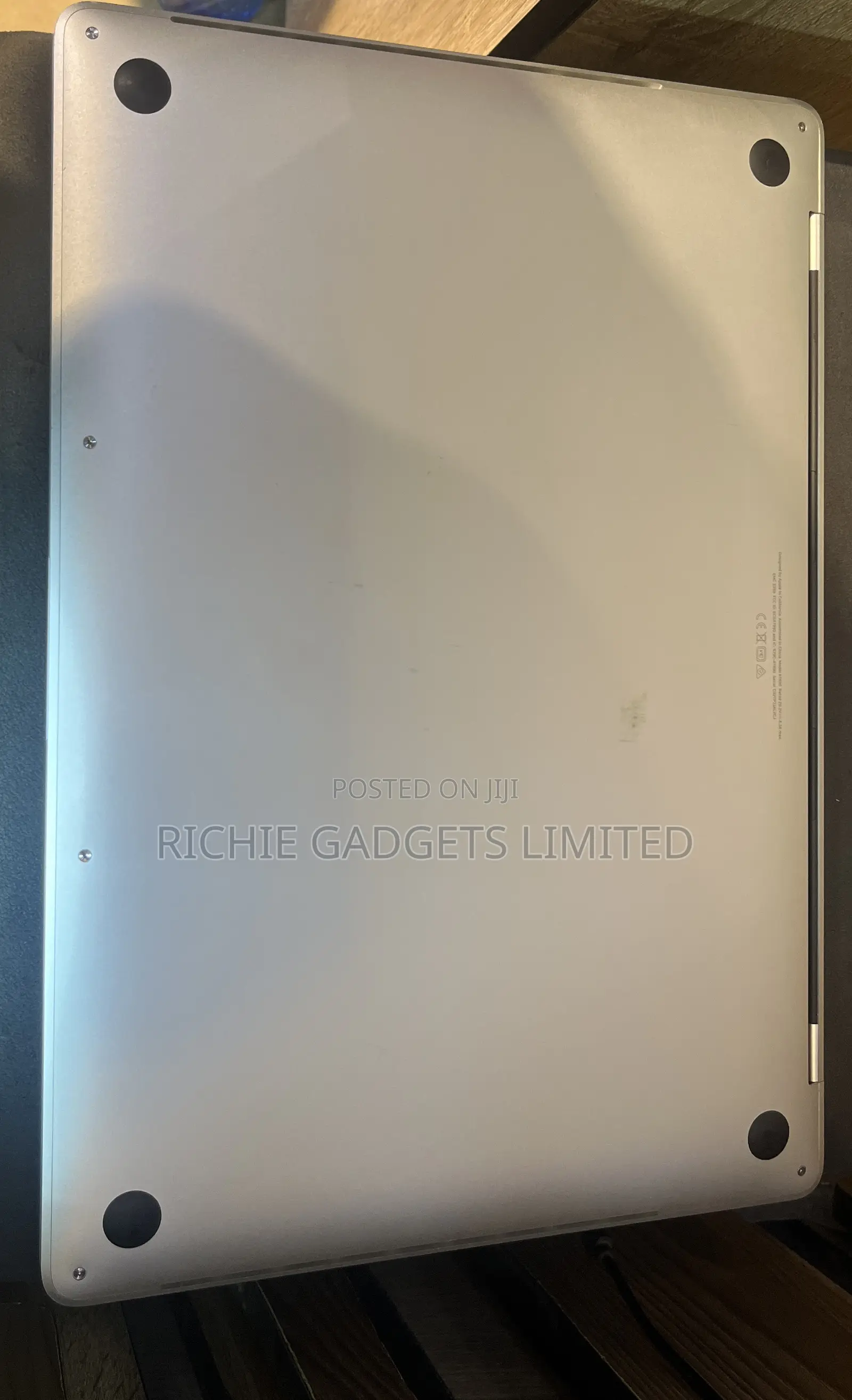 Laptop Apple MacBook Pro 2018 16GB Intel Core i9 SSD 512GB