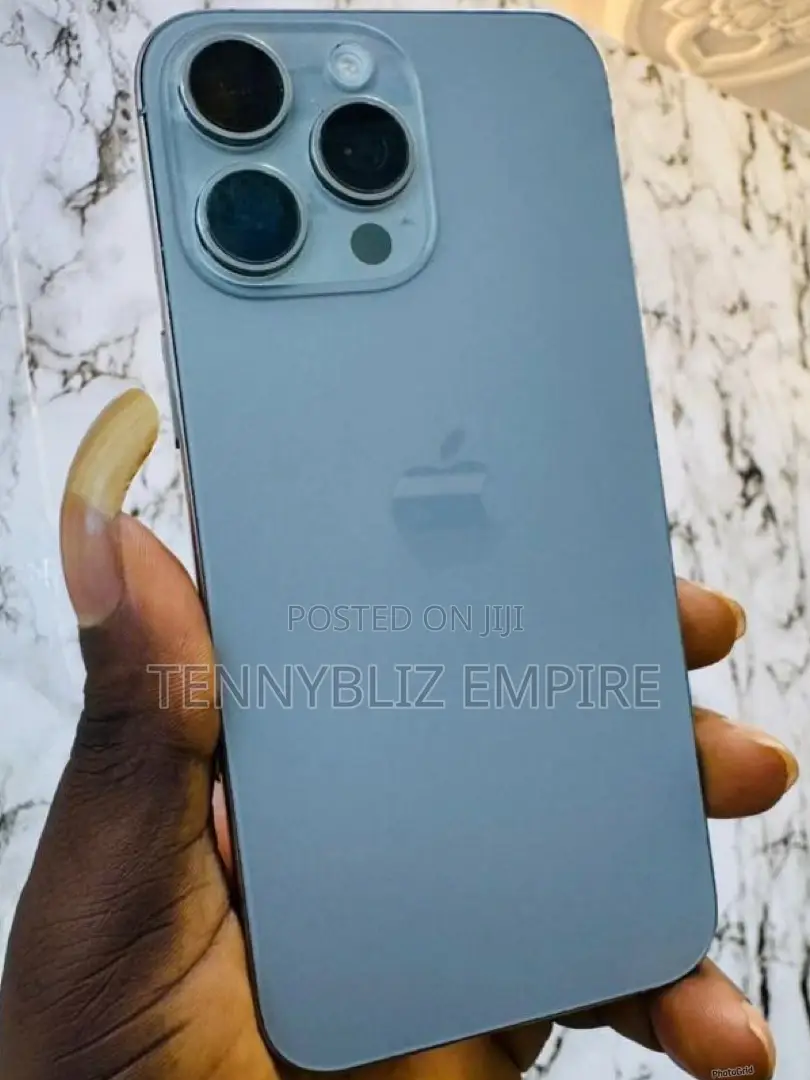 Apple iPhone 15 Pro Max 256 GB