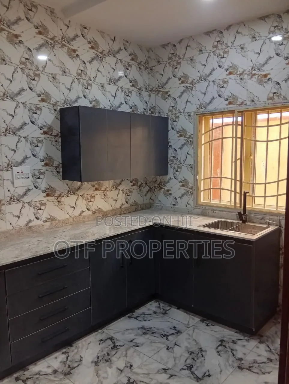 2bdrm Apartment in Fo1, Kubwa for rent