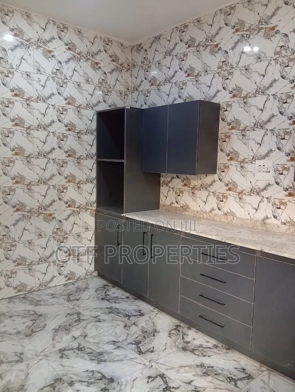 2bdrm Apartment in Fo1, Kubwa for rent