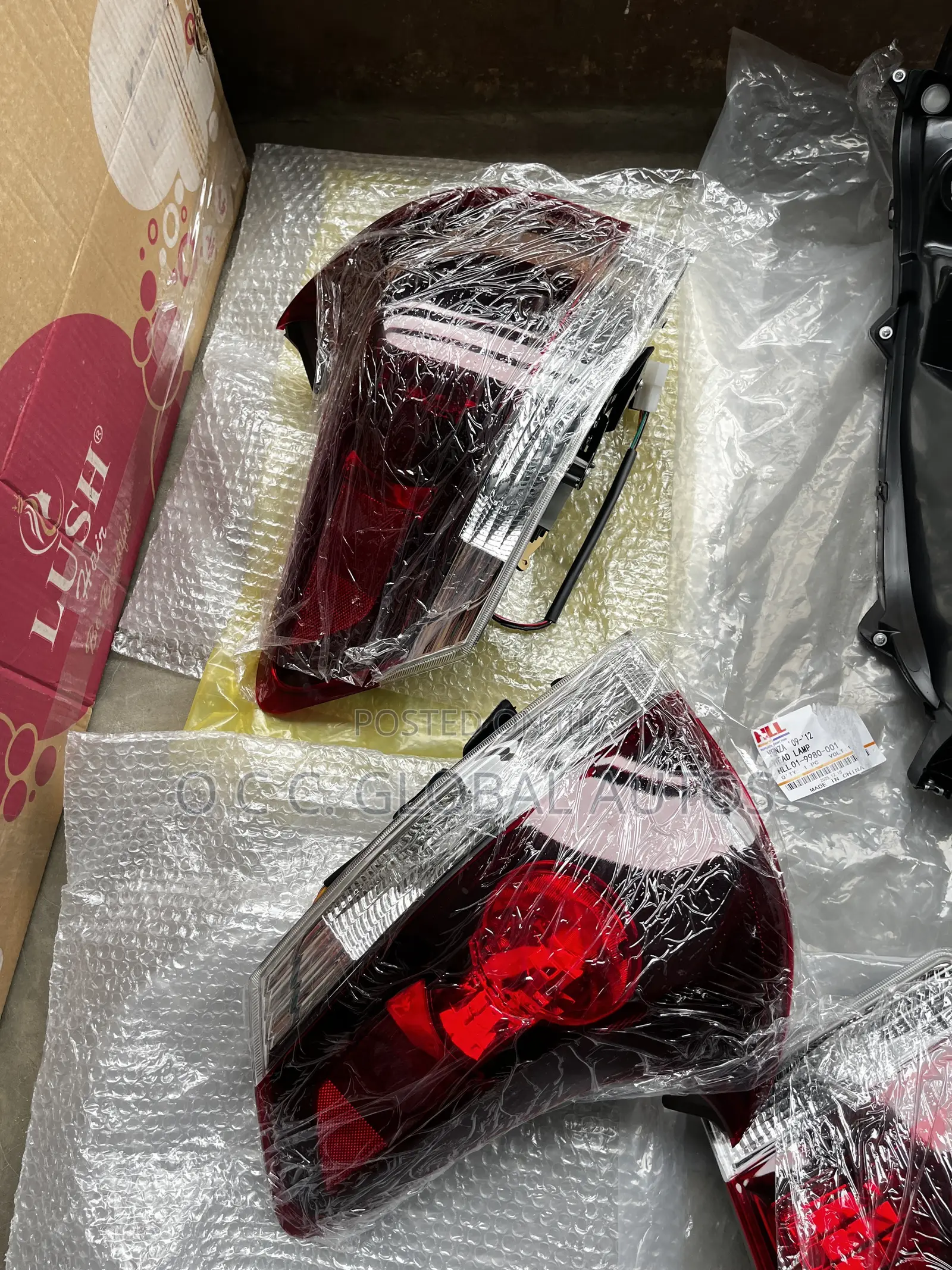 Complete Set of Headlamp and Back Light for Toyota Venza 2008 to 2015