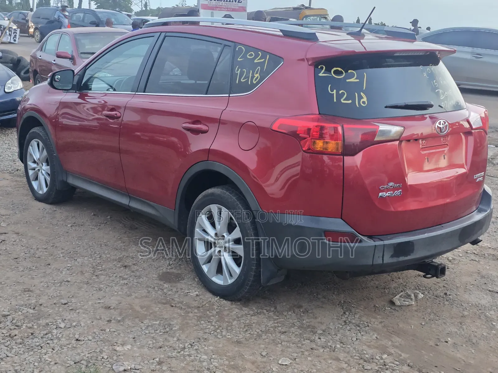 Toyota RAV4 Limited FWD (2.5L 4cyl 6A) 2016 Red