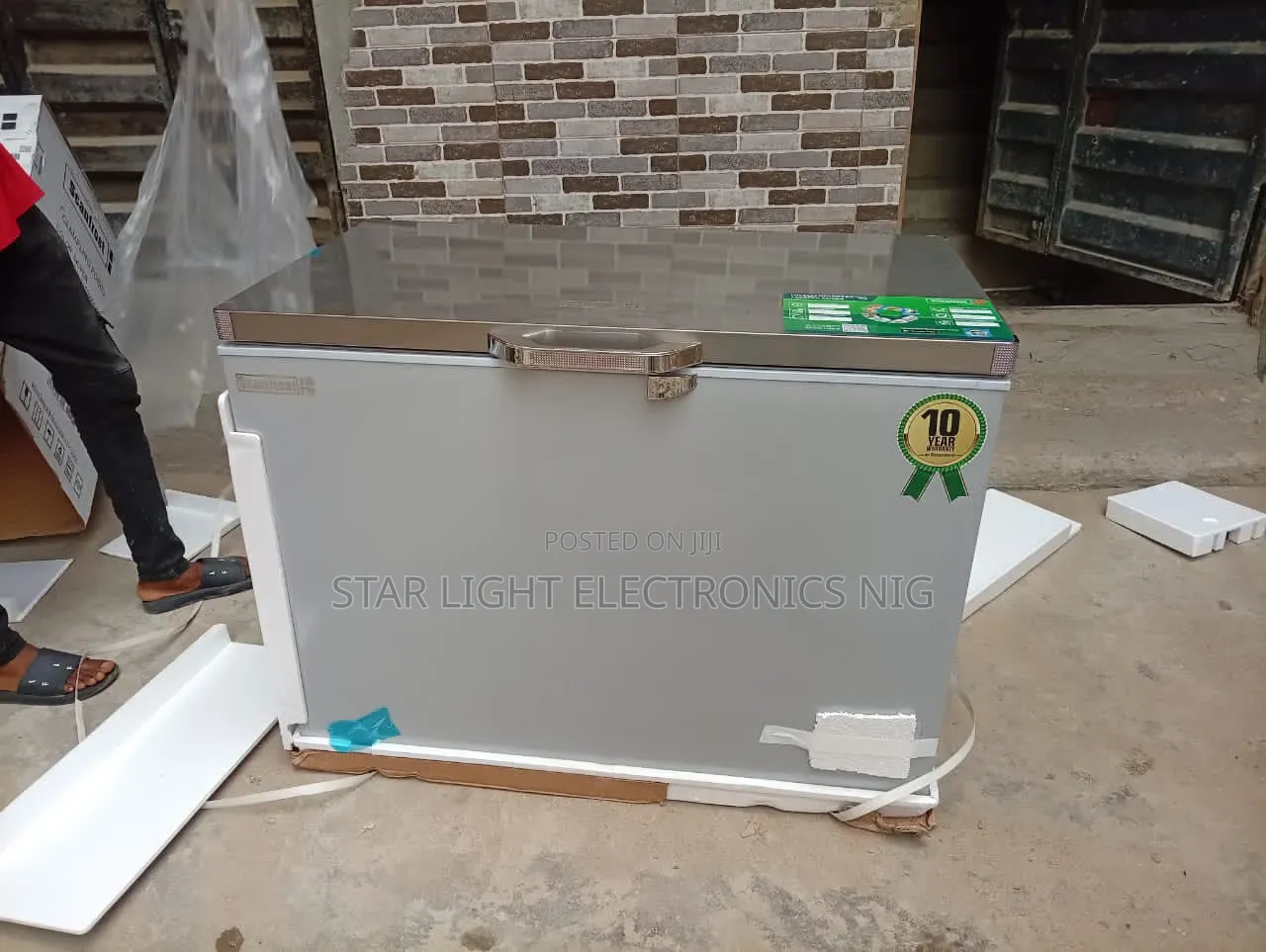 300 Liters Inverter Freezer Scanfrost