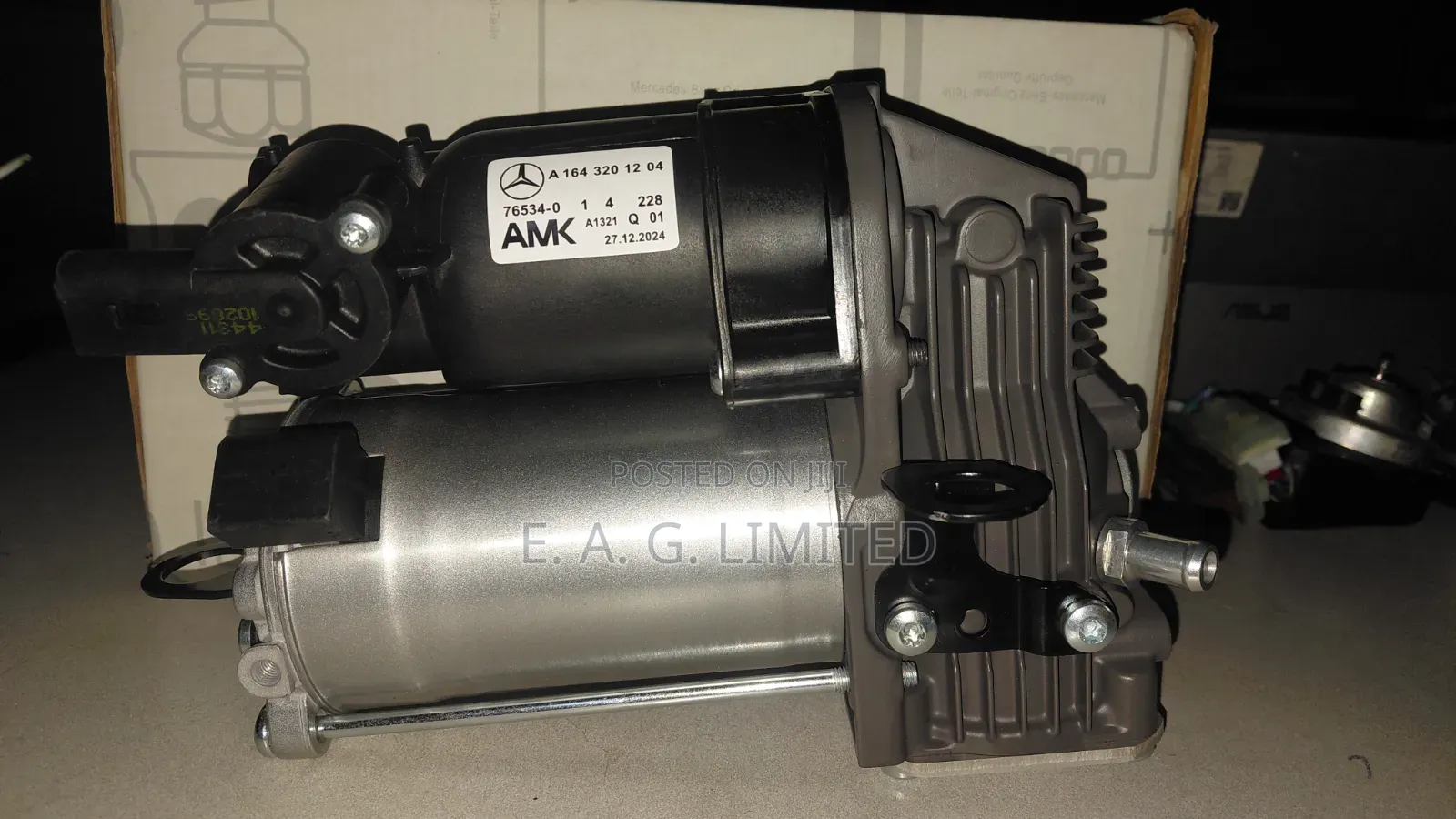 Mercedes-Benz Airmatic Compressor/Pump Amk: W164 W251 W221 S500 Gl450