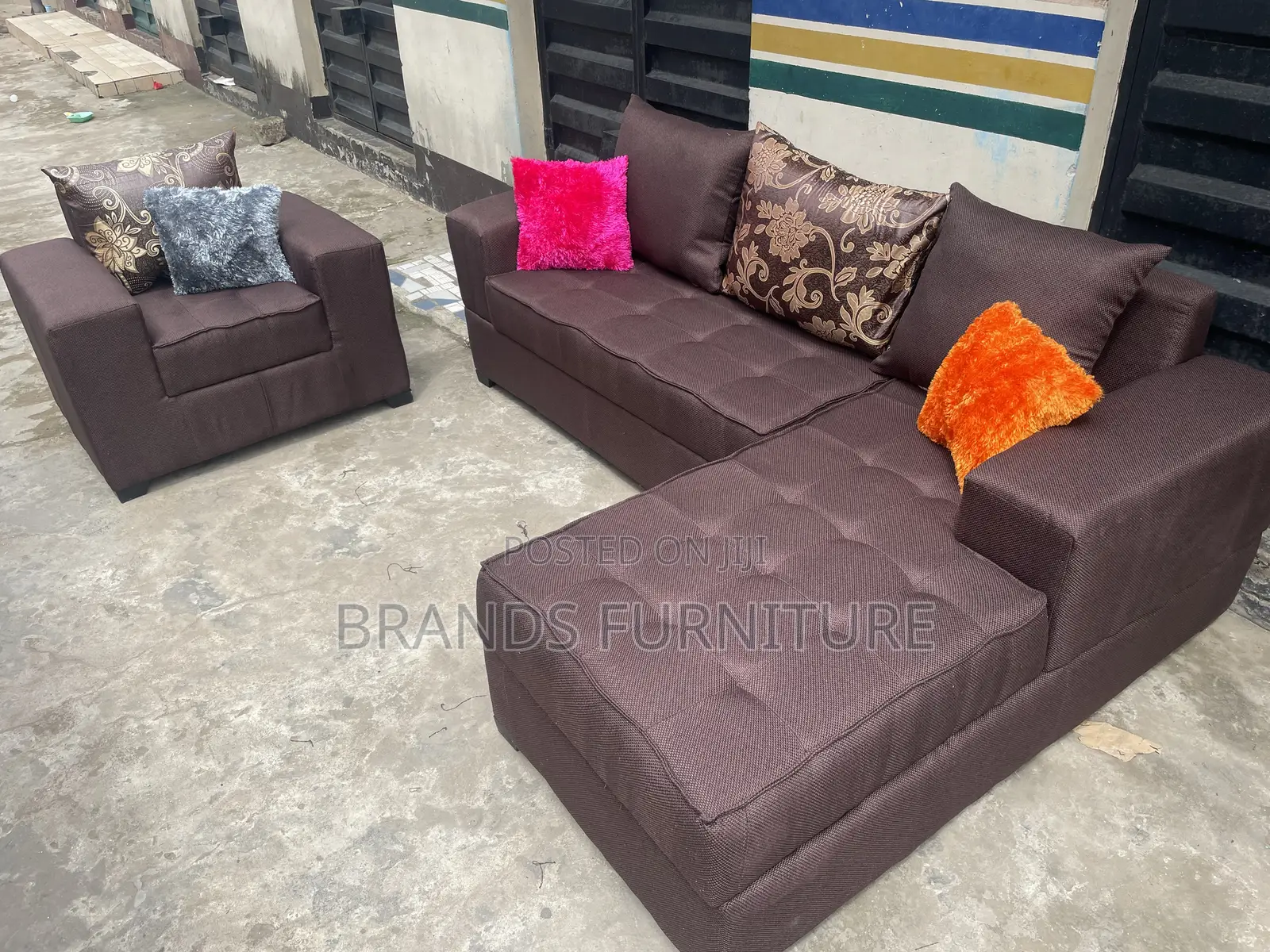 Quality Brown Lshap With Center Table N Single Seater