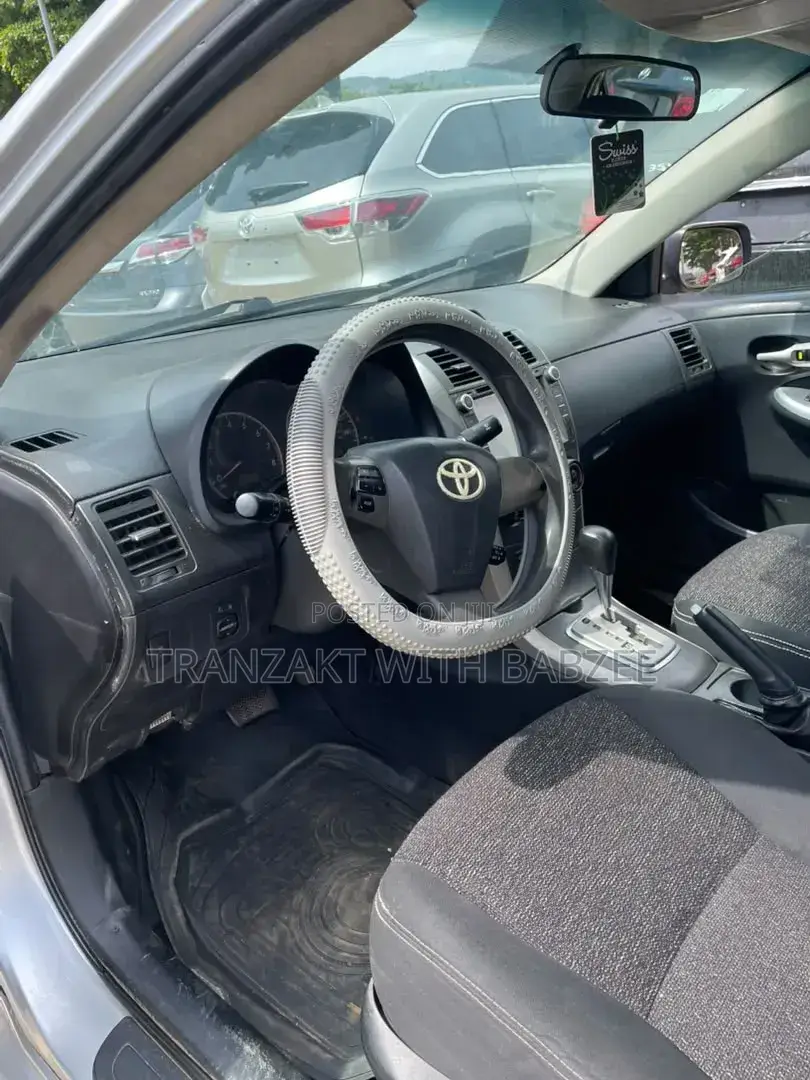 Toyota Corolla S 4dr Sedan (1.8L 4cyl 4A) 2013 Silver
