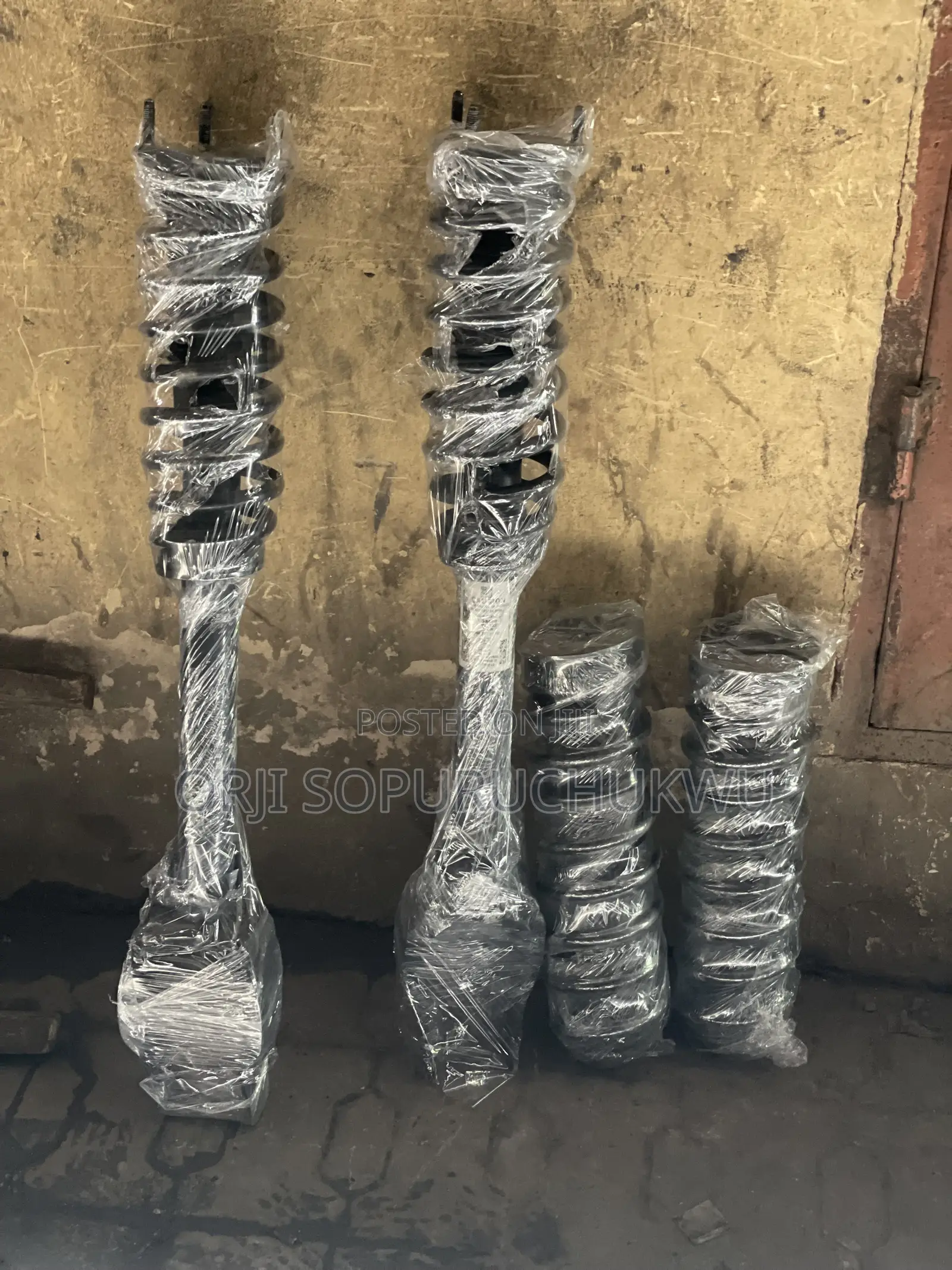 Mercedes Benz Front Shock Absorber and Back Spring for 166,