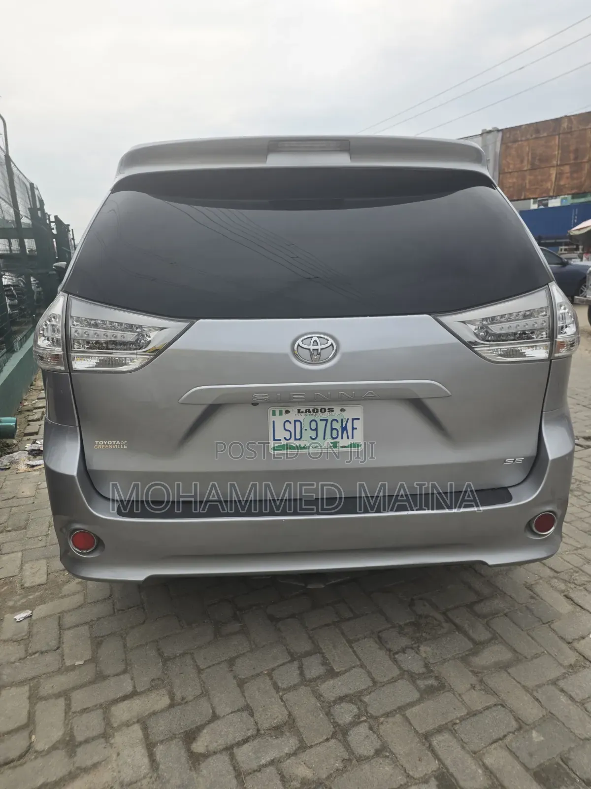Toyota Sienna 2015 Silver