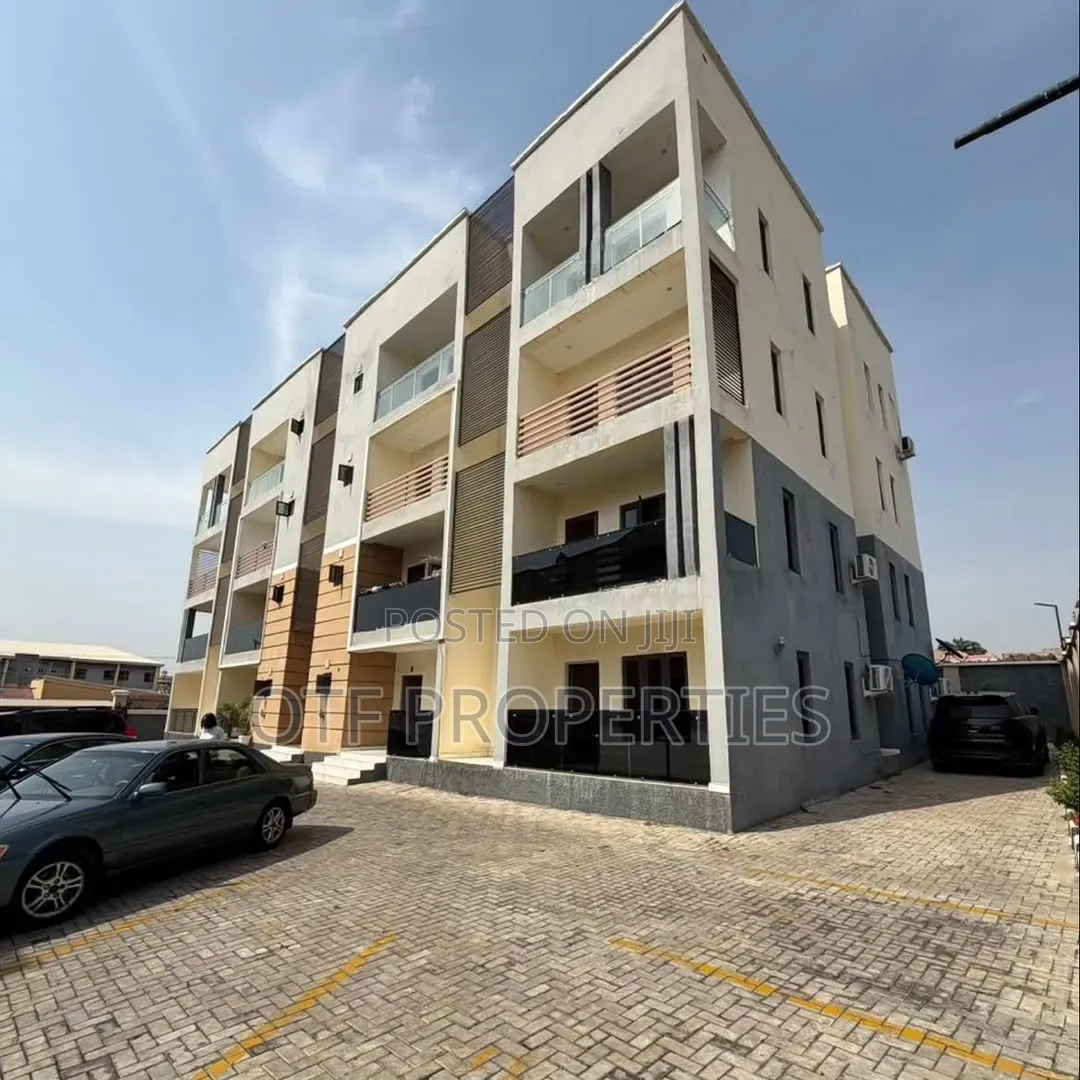 3bdrm Apartment in Garki, Area 1 for sale