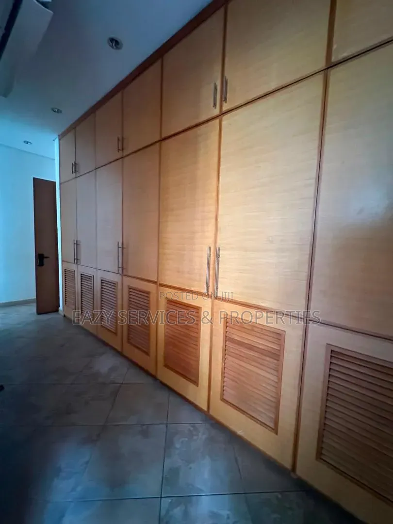 4bdrm Duplex in Banana Island Estate for rent