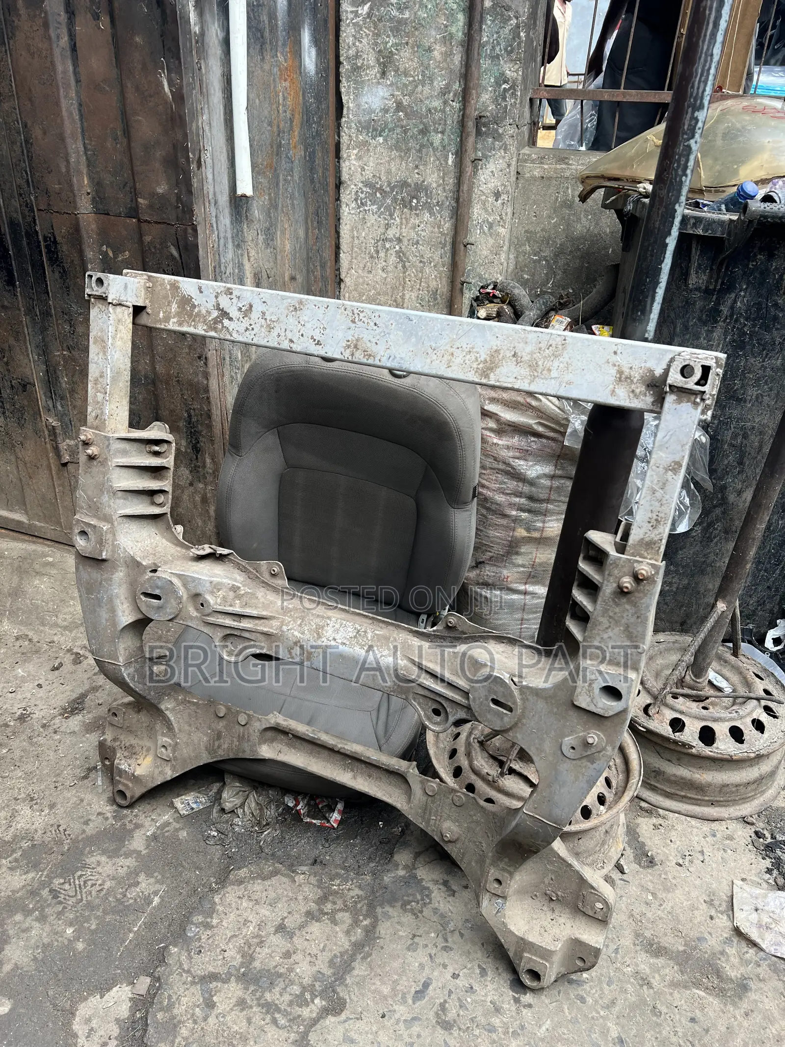 Front Beam Infinite M35 2008 Model