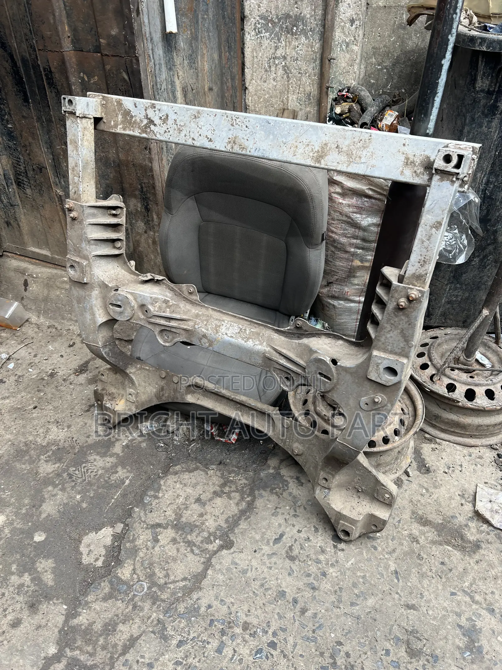 Front Beam Infinite M35 2008 Model