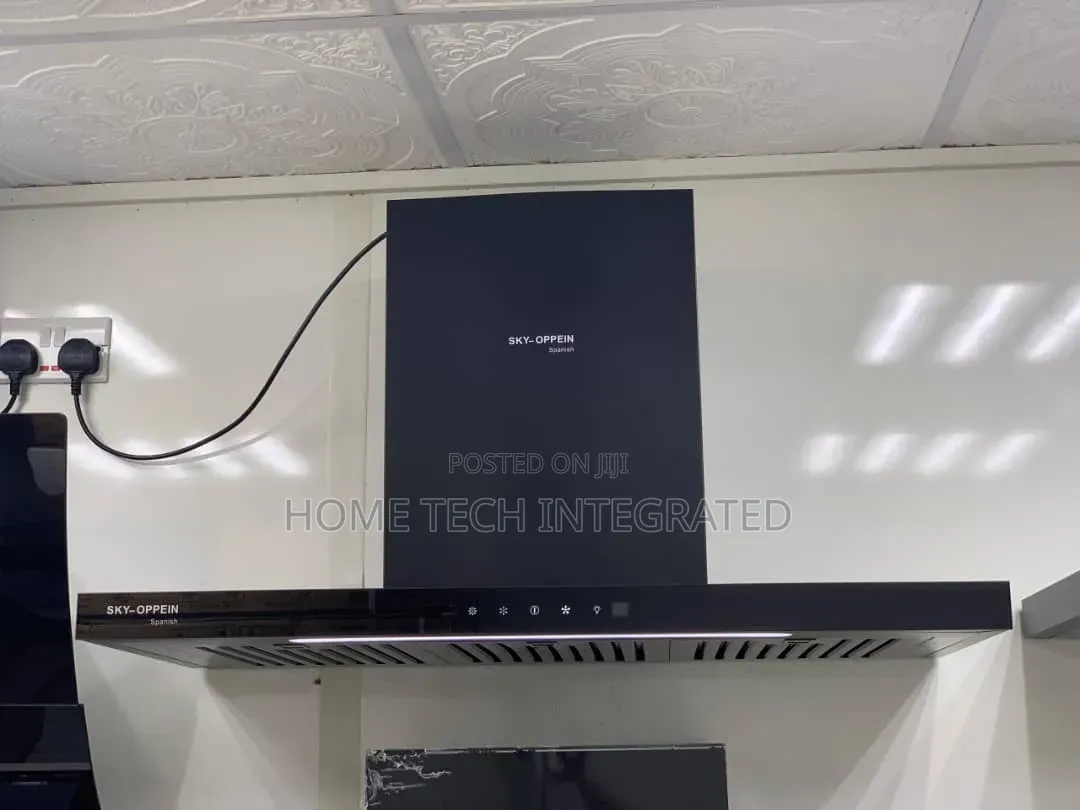 Kitchen Hood or 4 Gas Burner