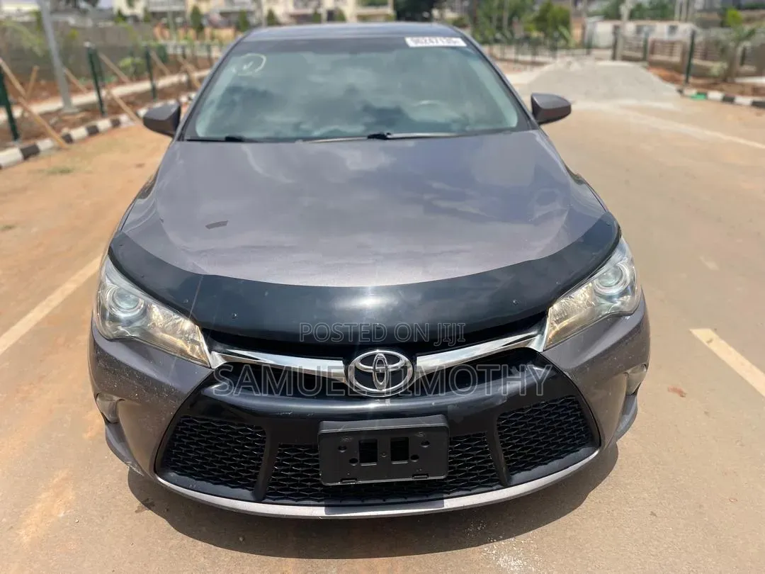 Toyota Camry 2015 Gray