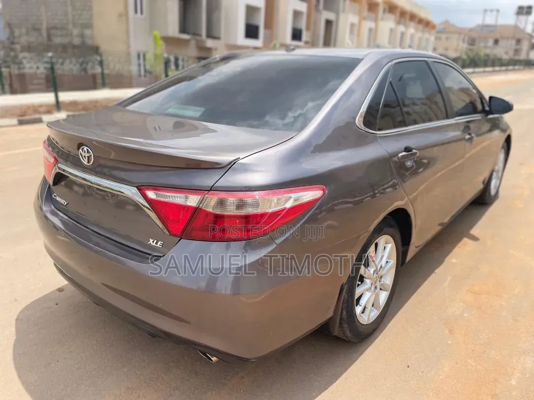Toyota Camry 2015 Gray