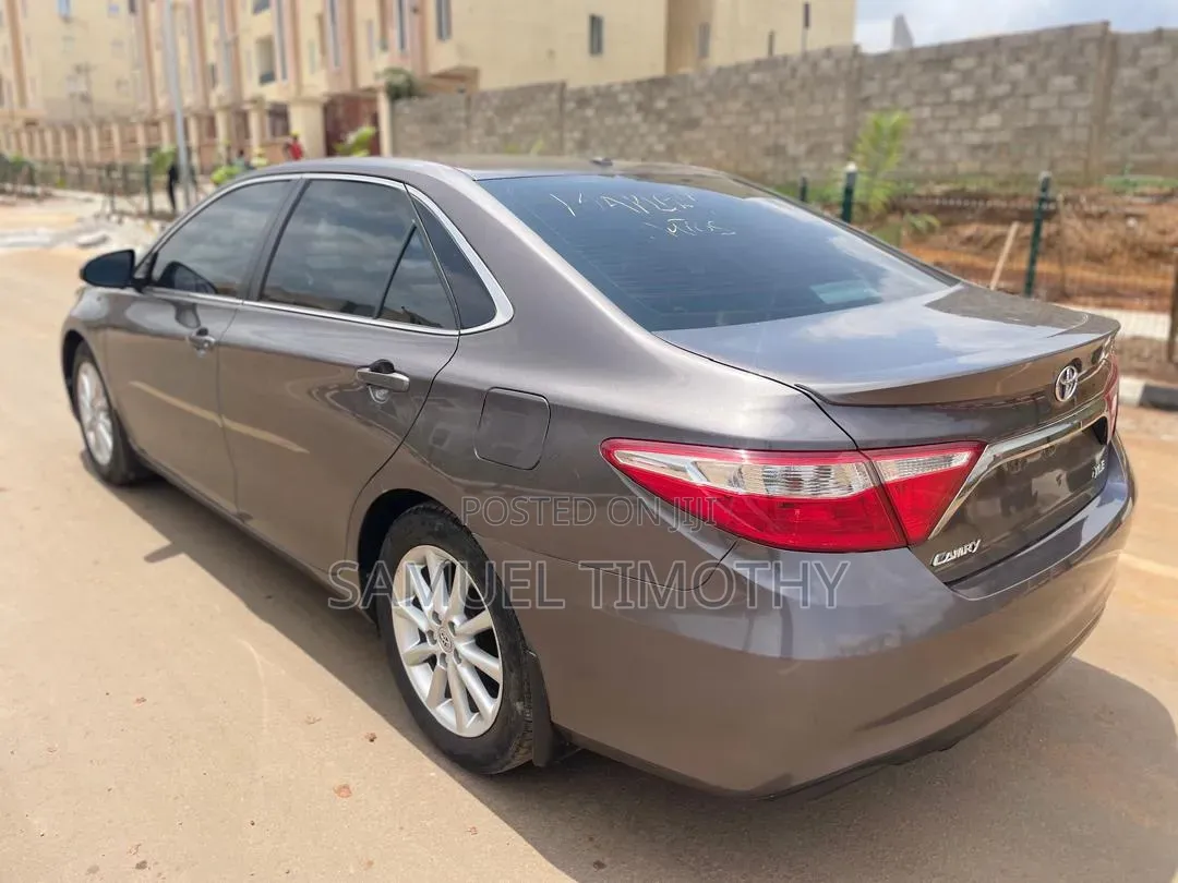 Toyota Camry 2015 Gray
