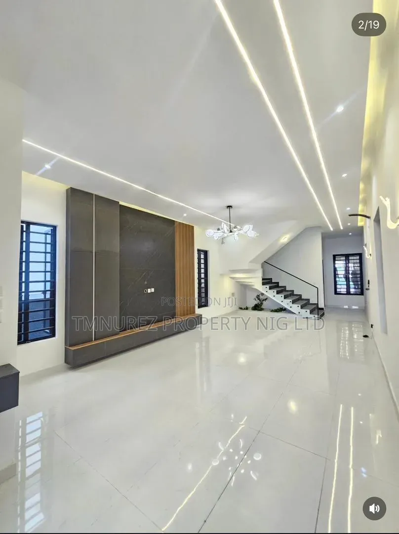 4bdrm Duplex in Off Lekki-Epe Expressway for sale
