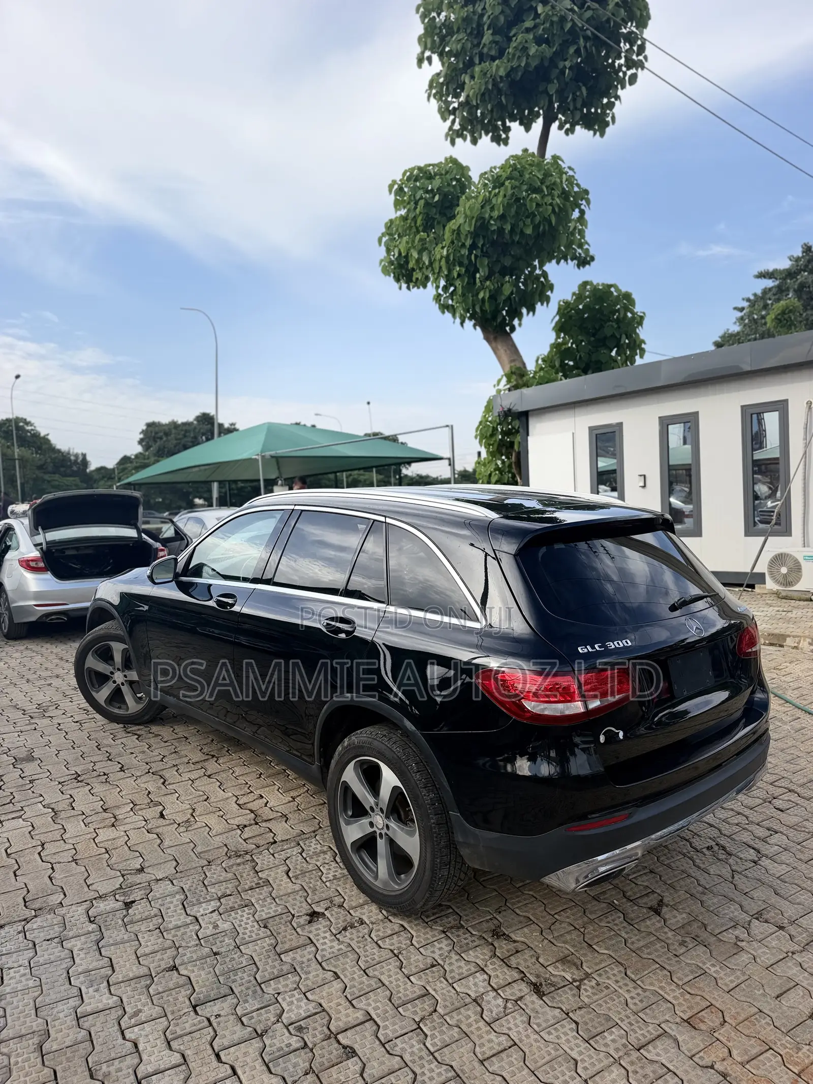 Mercedes-Benz GLC-Class 2017 Black