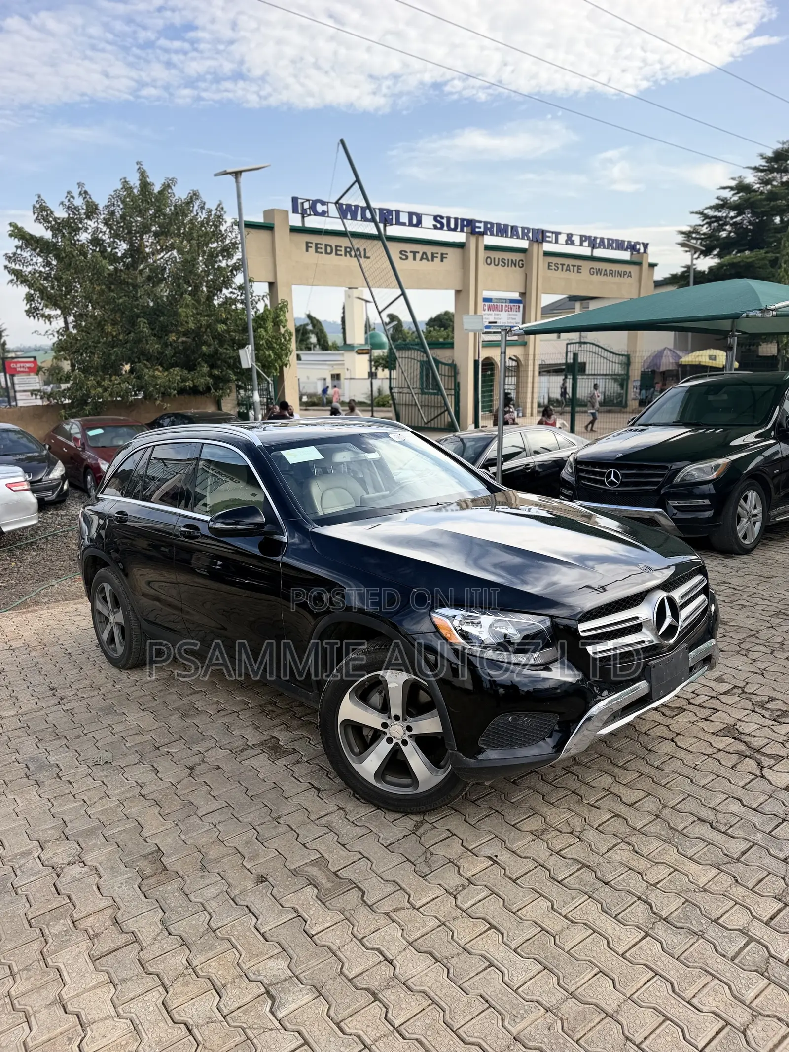 Mercedes-Benz GLC-Class 2017 Black