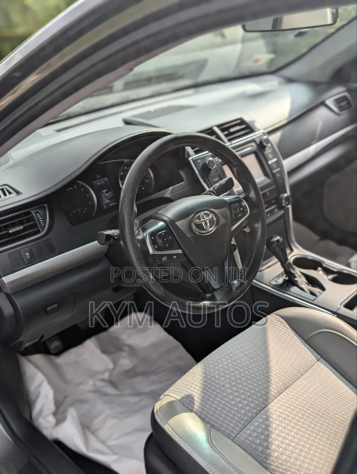 Toyota Camry 2015 Gray