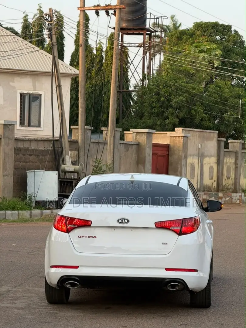 Kia Optima 2012 White